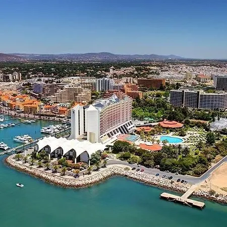 Tivoli Ap Casino Apartman *